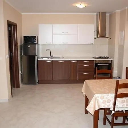 Apartment Grosse In Mit Eigener Terrasse *